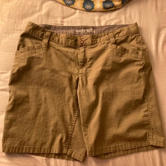 Horny Toad Bermuda Shorts - Picture 1 of 9